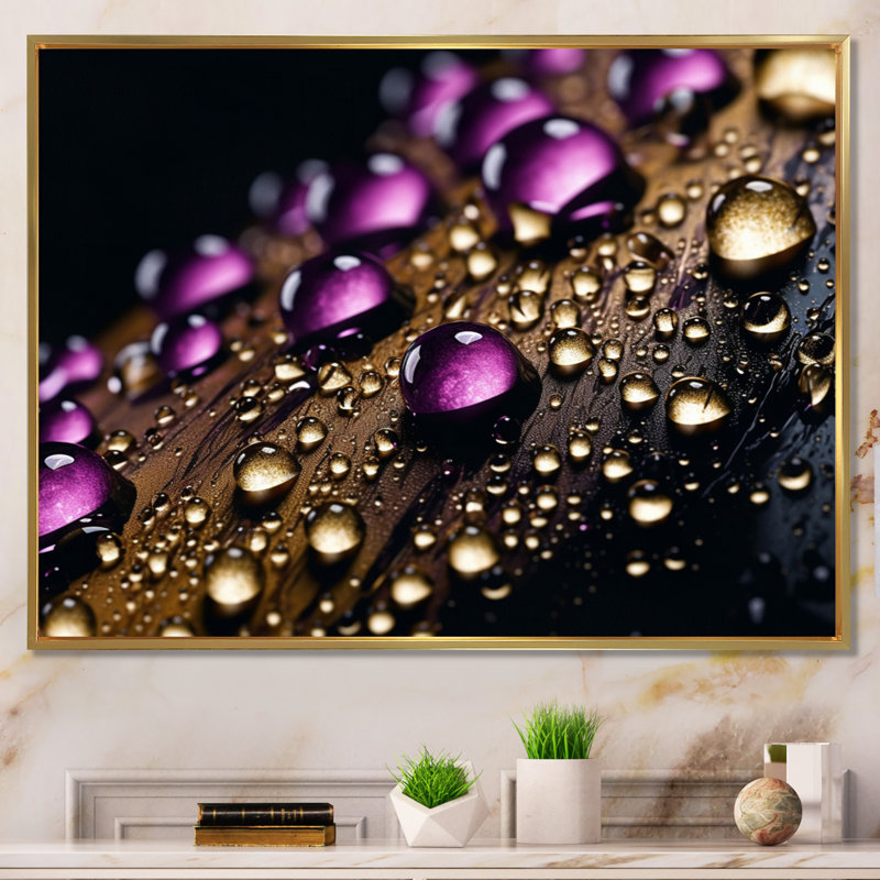 «Red Rose with Raindrops On Black III», reproduction d'art sur toile, H 24 po x l 32 po x P 1 po, Cadre flottant doré