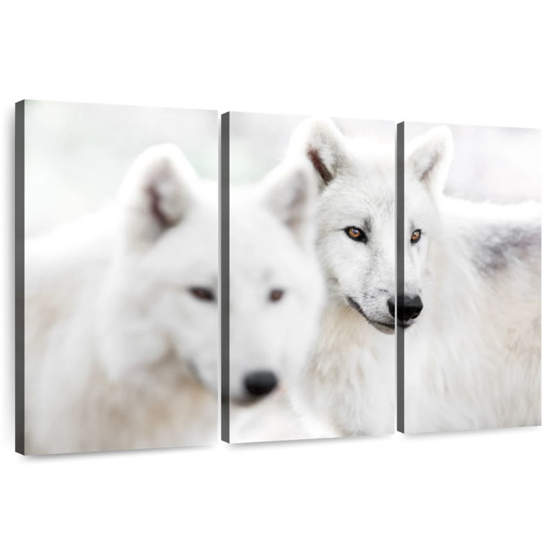 Brampt White Wolf II, 32" H x 50" W