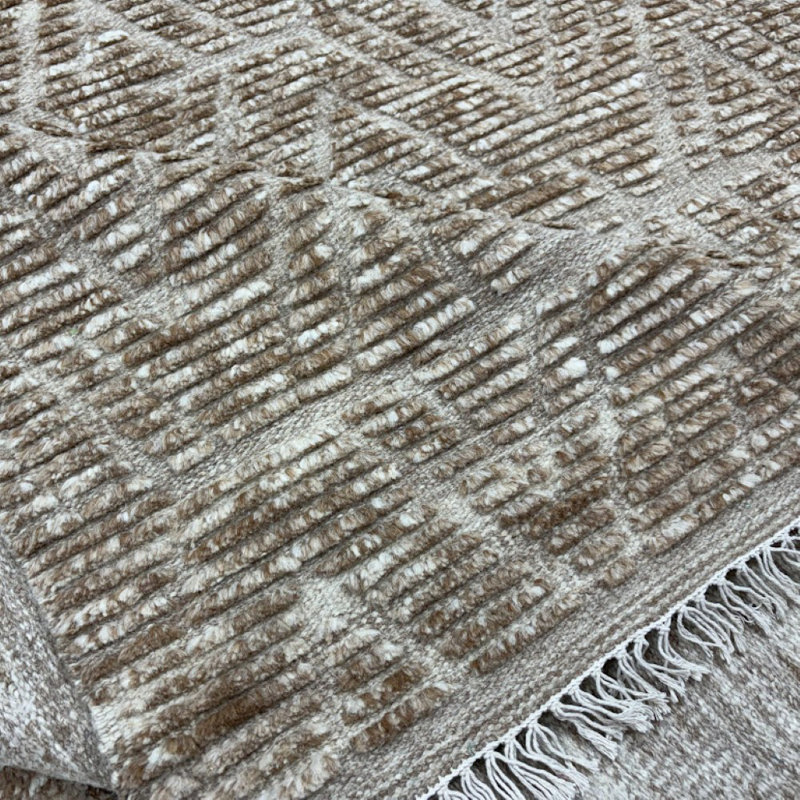 Hand Knotted Wool Geometric Area Rug in Beige, Rectangle 5' x 8'