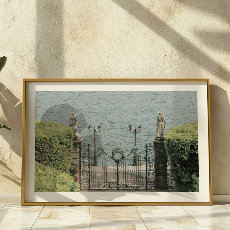 Imprimé Gates of Tranquility, Cadre simple blanc opaque, H 9 po x l 11 po x P 1,25 po