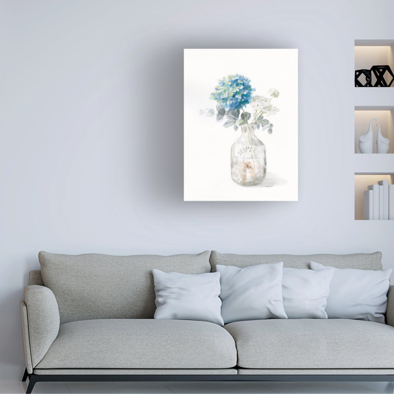 «Beach Flowers V» par Danhui Nai - peinture sur toile tendue, H 19 po x l 14 po x P 2 po