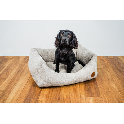 Boucle Pet Bed
