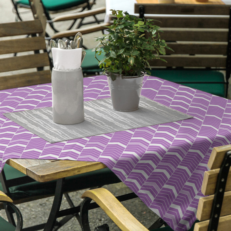 Stephenie Lined Chevrons Tablecloth, Violet/white
