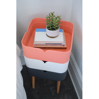 Tray Top End Table with Storage