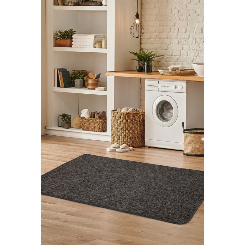 Sumair Solid Colour Machine Tufted Area Rug, Rectangle 80 x 133 cm