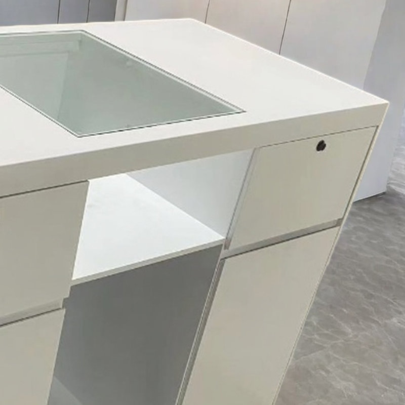 Vitrine tendance et polyvalente