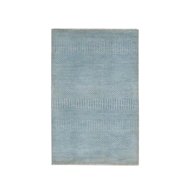 2 pi x 3 pi bleu clair, luxuriant et moelleux, échantillon, motif d'herbe moderne, ton sur ton, noué à la main, laine avec touche de soie, tapis oriental