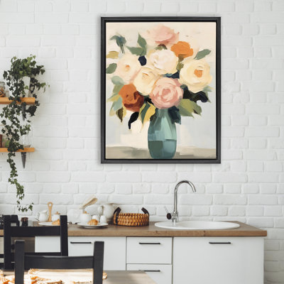 Cadre flottant dans un vase de roses aux teintes douces, design par LSR Creative Studio