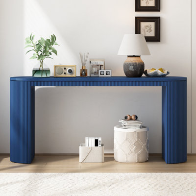 Console avec détail à rayures verticales bleu marine pour le salon - caractéristique de conception courbée décorative