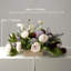 Ornements de fleurs simulées