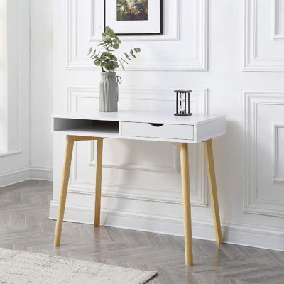 Bureau avec finition blanche et bois
