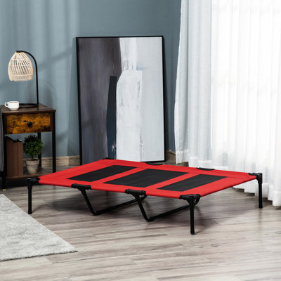 Lit surélevé pour portable 48 po x 36 po avec filet respirant. Cadre en métal rouge. Convient à un usage intérieur, extérieur et quotidien. Offre un sac de transport pour lit de bébé paisible et reposant. Filet, cadre. Super