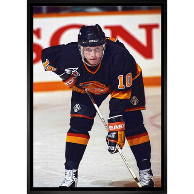 Pavel Bure Canucks de 20 x 29, toile encadrée Face-Off-V