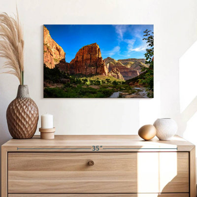 Sunny Day In Angels Landing