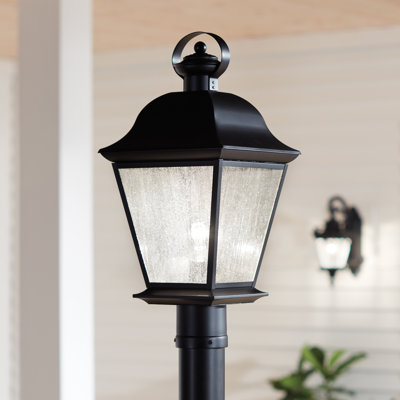 Lampadaire d'extérieur en aluminium noir à 1 lumière Larchmont sans ampoules ni poteau inclus