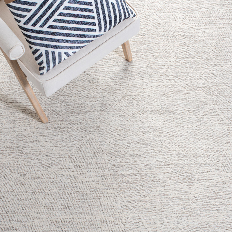 Metro Floral Area Rug In Natural / Ivory, Rectangle 183 x 274 cm
