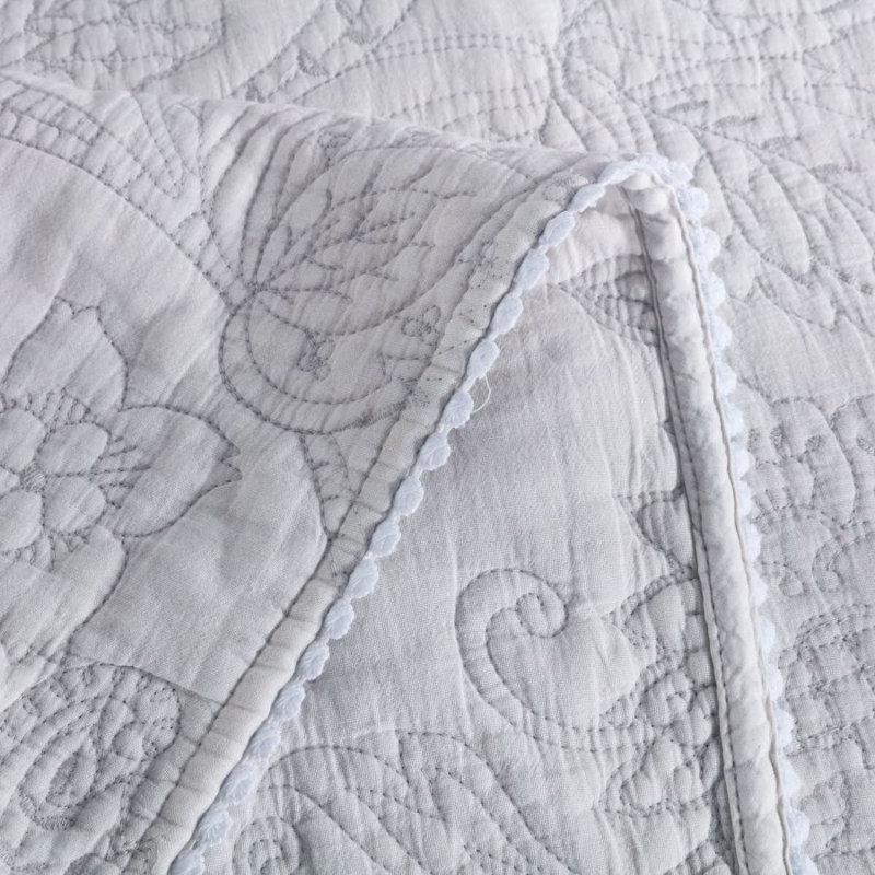 Modern & Contemporary Cotton Blend Quilt, Gray, King