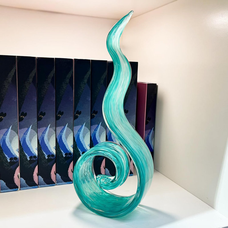 Sculpture en verre soufflé à la main 11,4 po de hauteur - vert clair