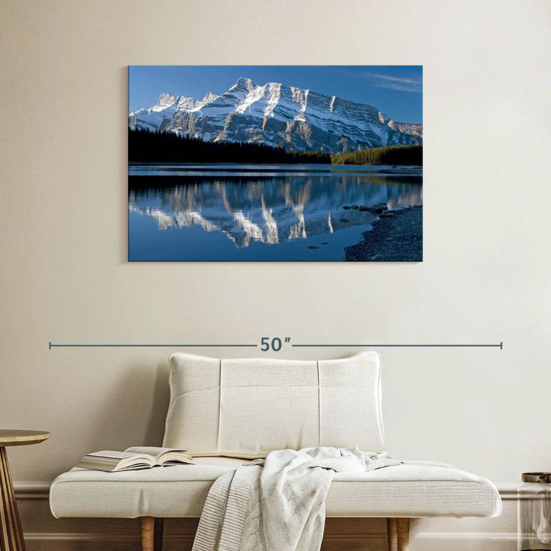 Alvord Lakeside Mountain Reflection, H 26 po x l 39 po