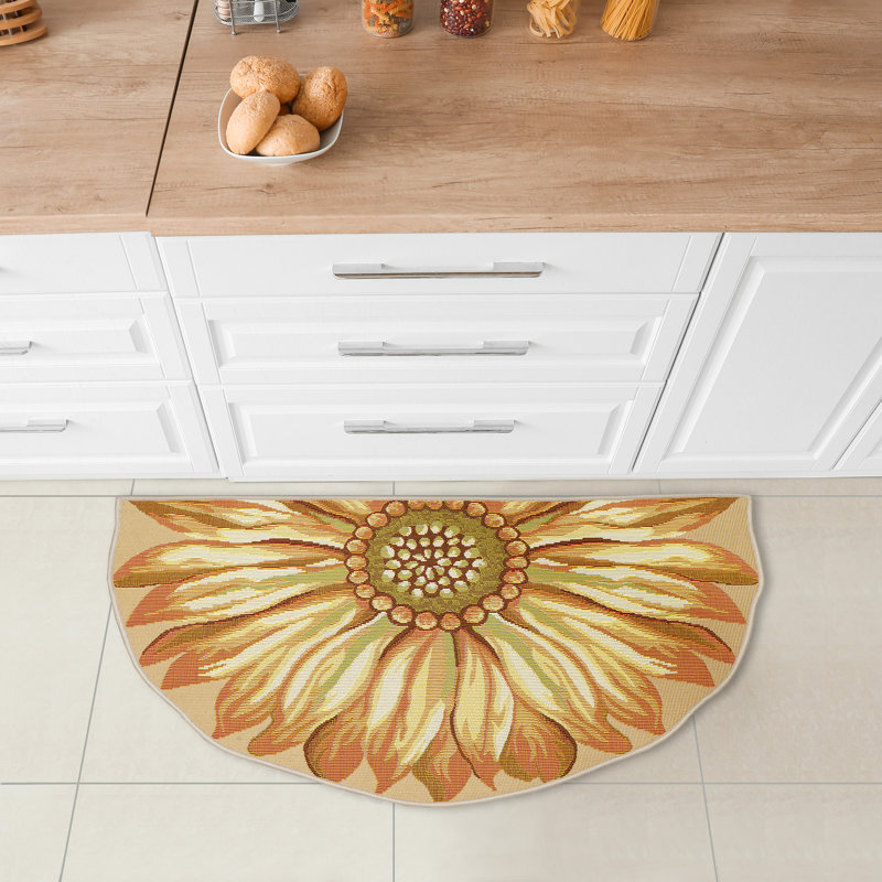Antigona Floral Polyester Non-Skid Kitchen Mat, Novelty 3'3" x 2'1"