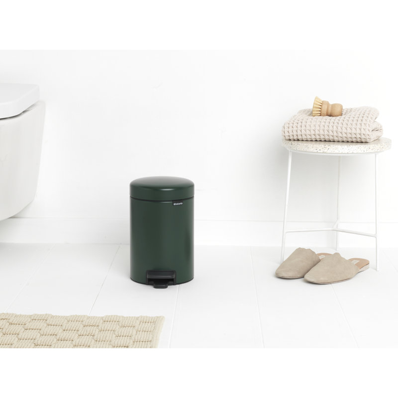 Poubelle à pédale NewIcon de Brabantia, 0,8 gallon (3 litres), Vert pin