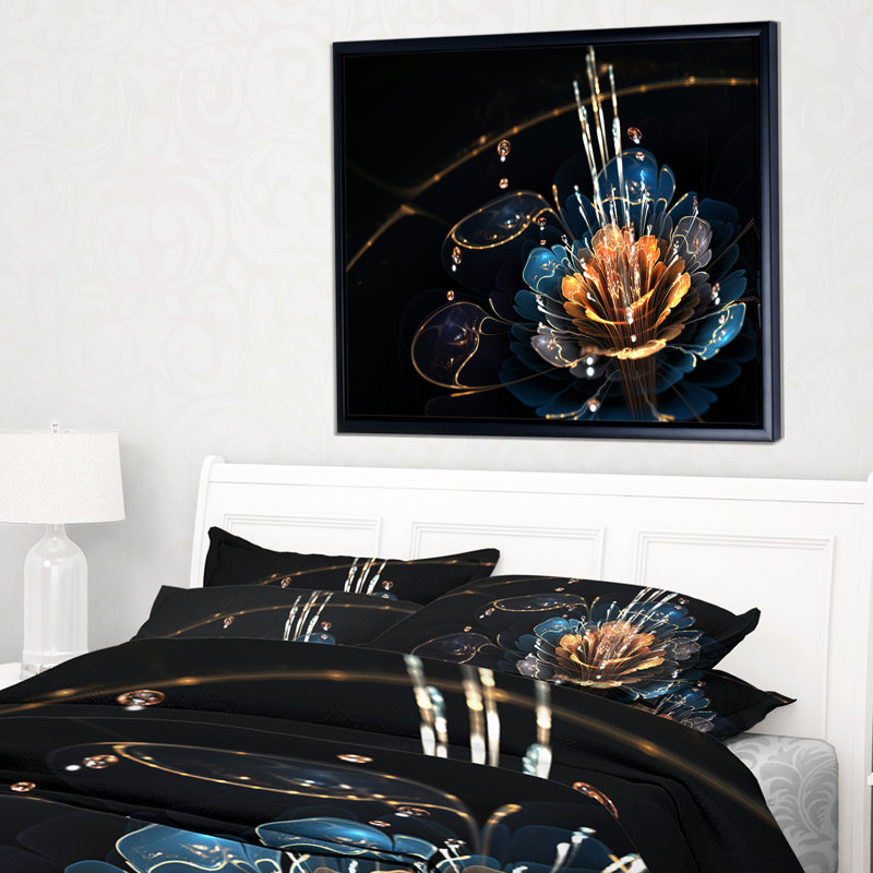 «Orange Blue Flower with Water Drops», impression, H 30 po x l 40 po x P 1,5 po, Toile avec cadre flottant