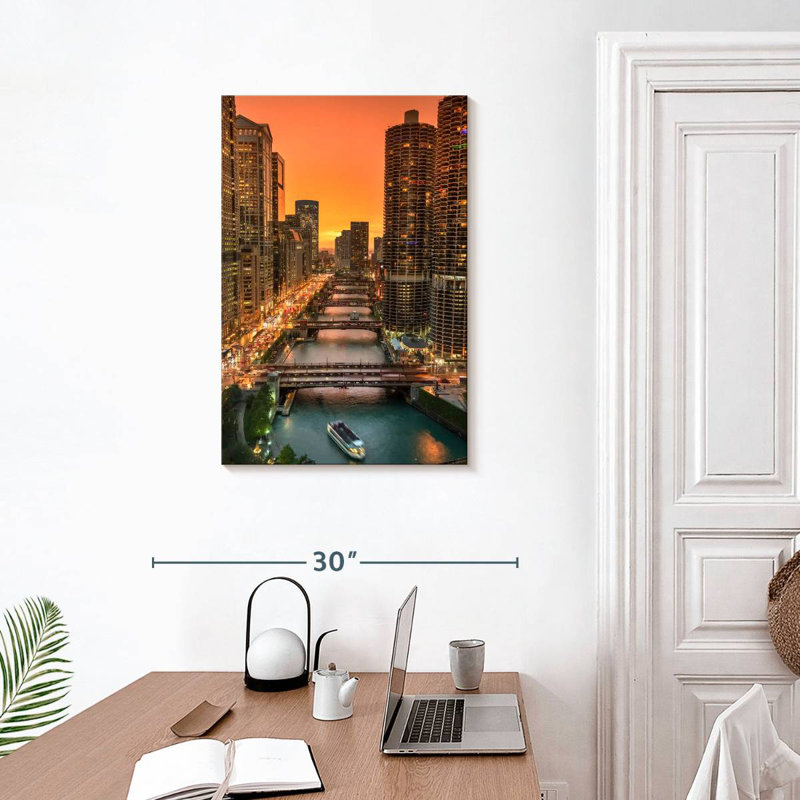 Hannes Chicago River, 30" H x 20" W