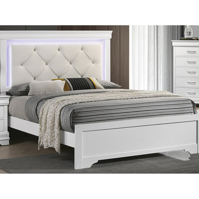 Lit en similicuir blanc, grand lit avec capitonnage à boutons, cuir pour lit de style chambre à coucher à DEL et contemporain, design bas