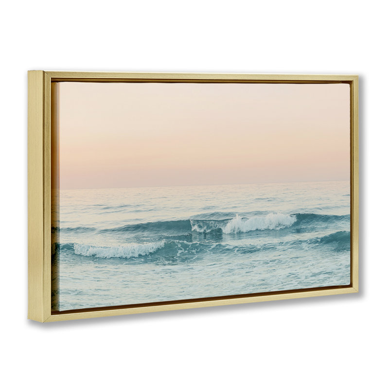 Toile flottante encadrée dorée «Grèce» par Sissi et Seb, Cadre flottant métallique doré, H 17 po x l 25 po