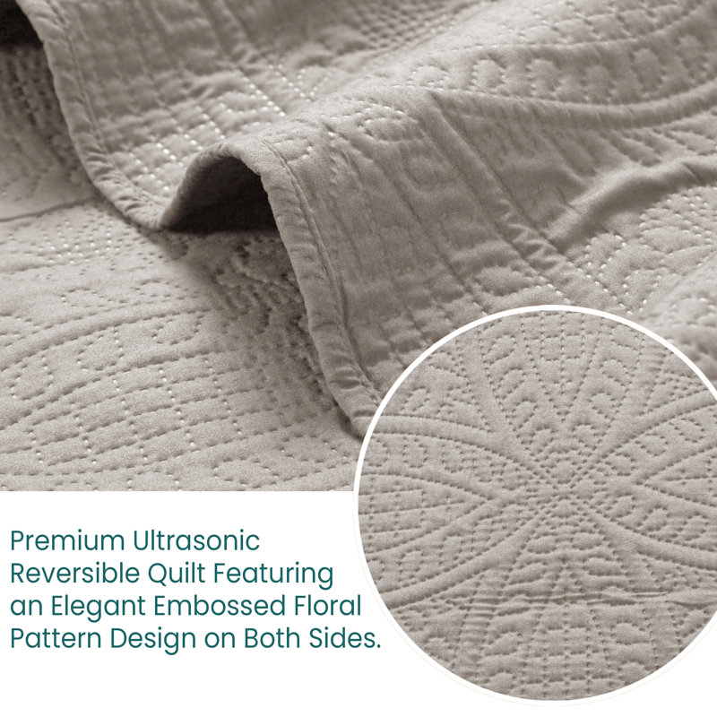 Reversible Bedspread All Season Comfort - Oversized  3 Piece Quilt Set - Lightweight Microfiber Bed Cover Quilt, Beige