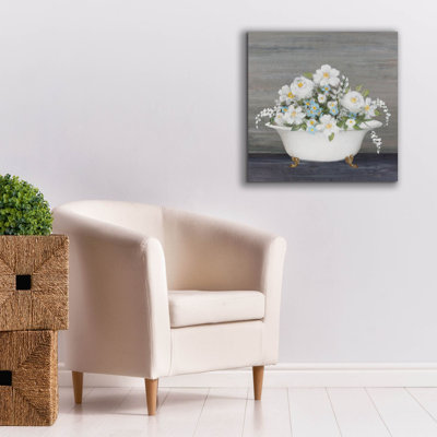 Art mural en toile «Blooming Bath» par Julia Purinton, Winston Porter, 26 po x 26 po