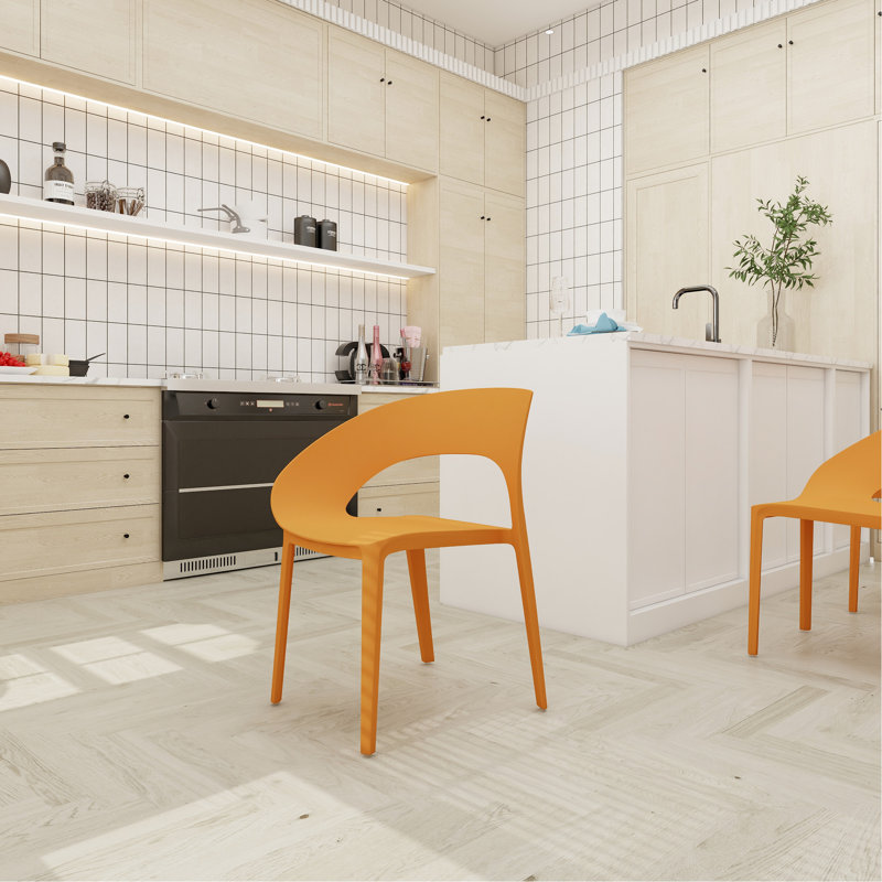 Chaises tropicales simples pour salle à manger, matériau PP de haute qualité, utilisation intérieure de la chaise sans entretien, durabilité, soutien lombaire