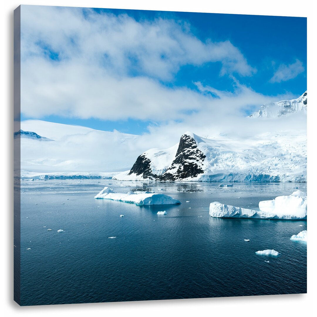 Leinwandbild Wunderschöne antarktische Winterlandschaft