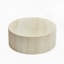 Table basse en faux travertin avec motif en relief accrocheur, travertin