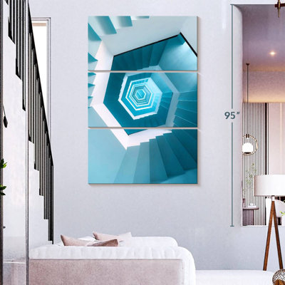 Lilie Hexagon Staircase