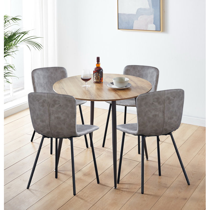Mose 4 - Person Dining Set