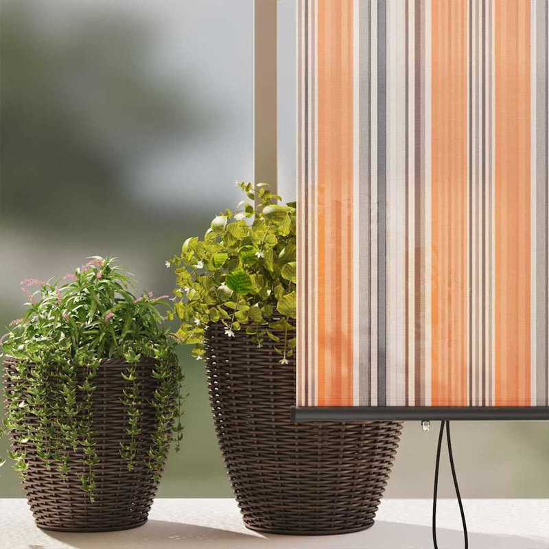 Horizontal/Venetian blind, 250cm L x 200cm W