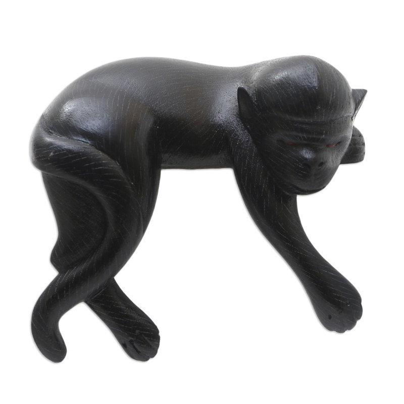 Moodus Figurines & Sculptures