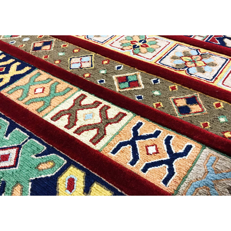 Tapis rouge noué à la main de haute qualité