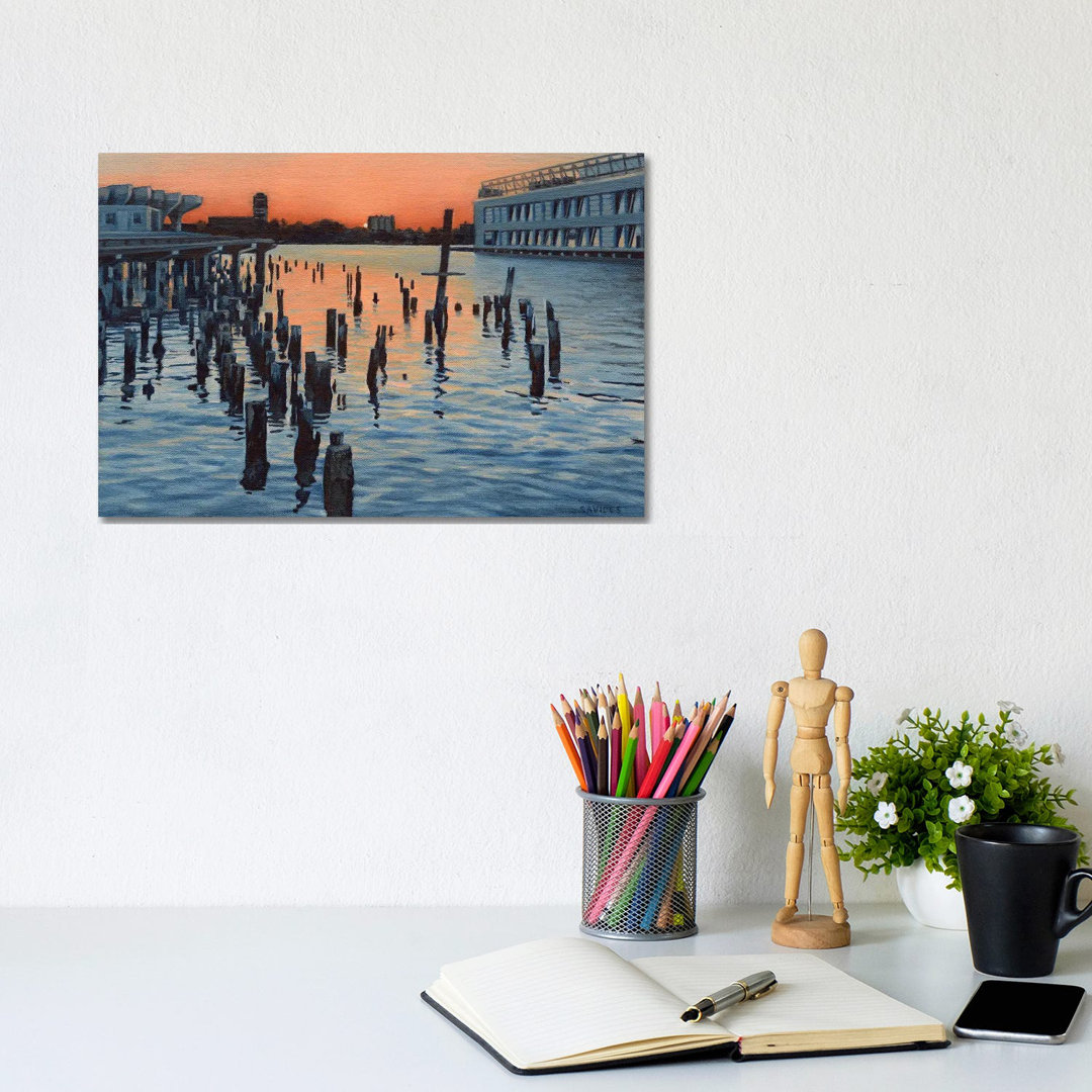 Hudson River Sunset And The Ghost Of Pier LXI von Nick Savides - No Frame Gallery-Wrapped Canvas Giclée on Canvas