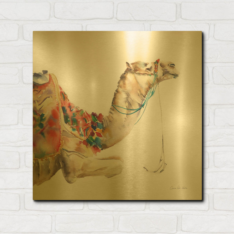 «Desert Camel I» par Alan Majchrowicz, art mural en métal doré, 24 po x 24 po, 24 po x 24 po