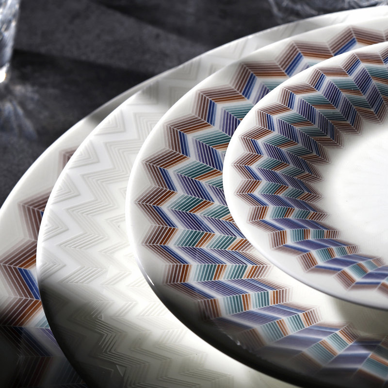 Missoni Charger Plate ZIG ZAG  Jarris 156 diam. 12.5 in, Red/White