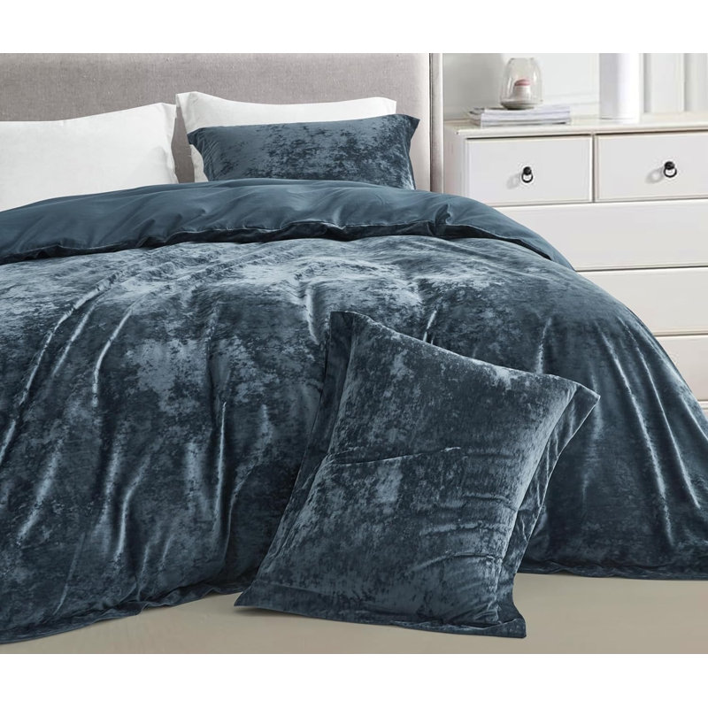 Piers Distressed Velvet Duvet Cover Set, King Duvet Cover + 2 King Shams, Storm Blue