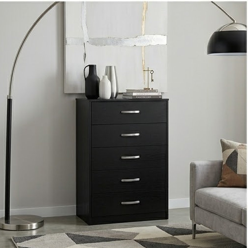 Commode 5 tiroirs Finny, noir mat, métal argenté, 46 po Finny