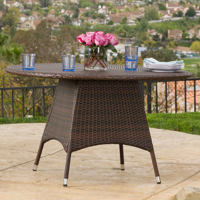 Table de patio - au sol, l 48 po x P 48 po, H 28,25 po, brun pe, structure en fer, eau, table de salle à manger d'extérieur élégante, carrée 48 po