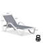 Chaise longue d'extérieur avec table-118490076-73967563