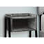 Table d'appoint avec finition en stratifié gris et fabrication en métal noir pour toutes les pièces