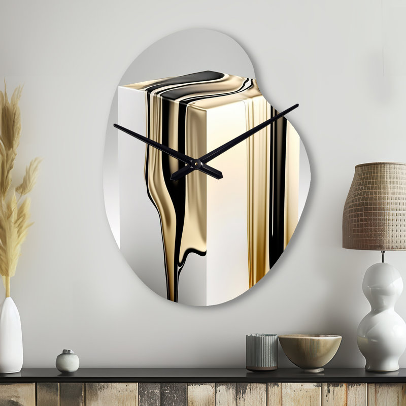«Black and Gold Cubic Expression I - Cubism», horloge murale asymétrique, Grand