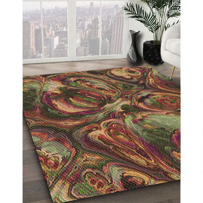 Tapis brun tissé à la machine