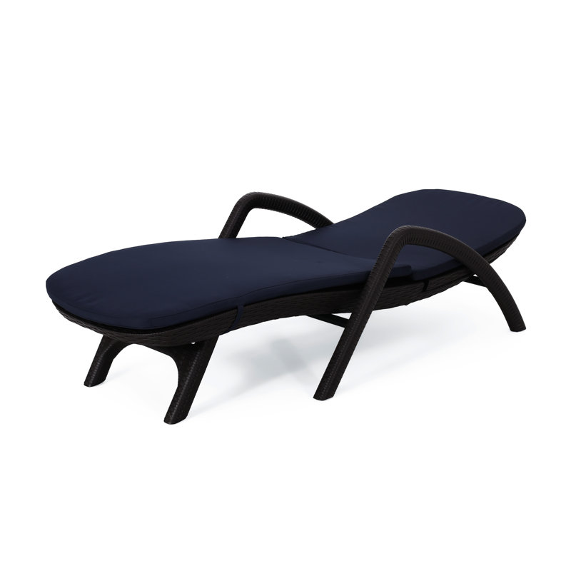 Chaise longue en polypropylène brun foncé avec coussin moelleux - 29,5 po Largeur du colis